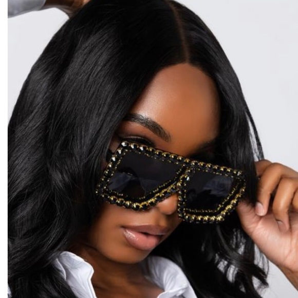 OVERSIZED RHINESTONE TRIM EYEWEAR - Picture 2 of 3